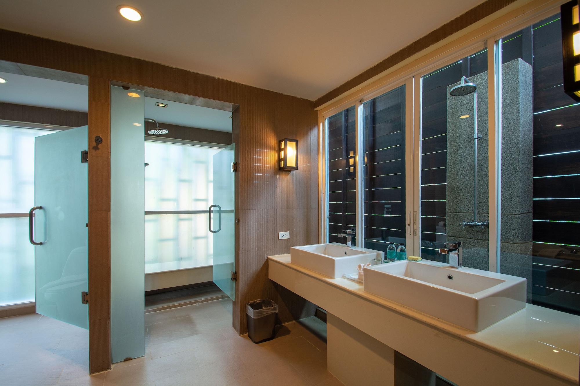 Hotel Peach Blossom & Pool - Sha Kata Beach