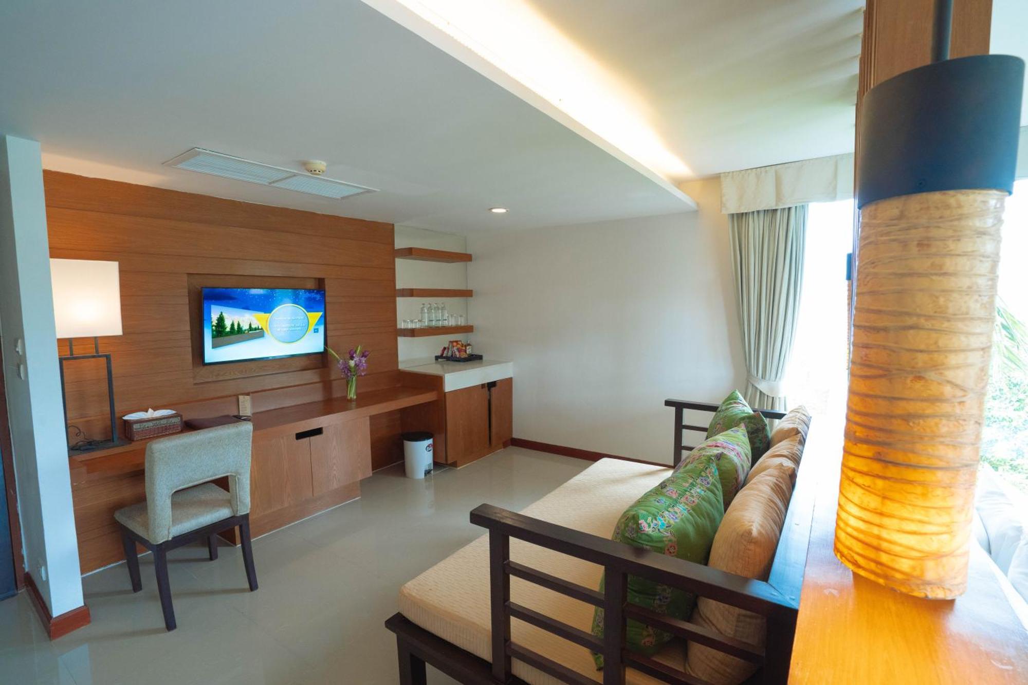 Peach Blossom & Pool - Sha Hotel Kata Beach